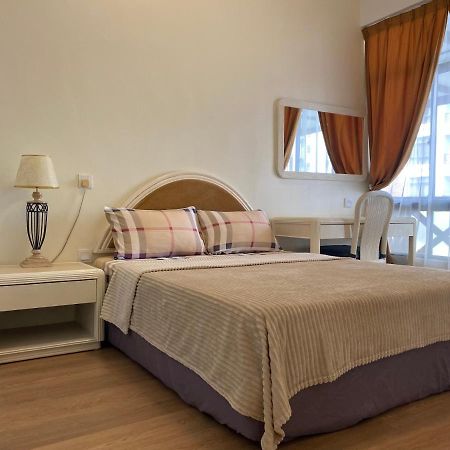 Lovely 1-Bedroom Condo With Facilities Malacca Extérieur photo
